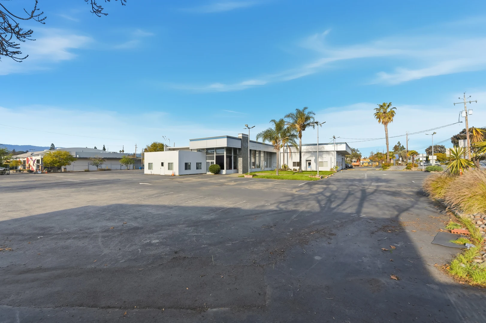 450-480 Veterans Blvd